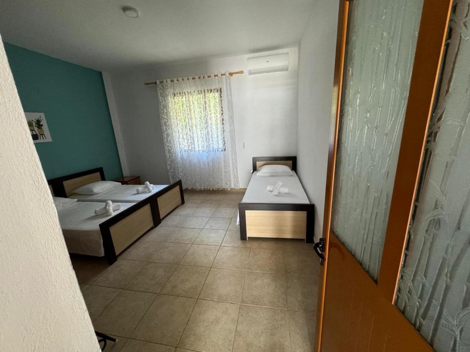 Vlora Villa Exterior photo