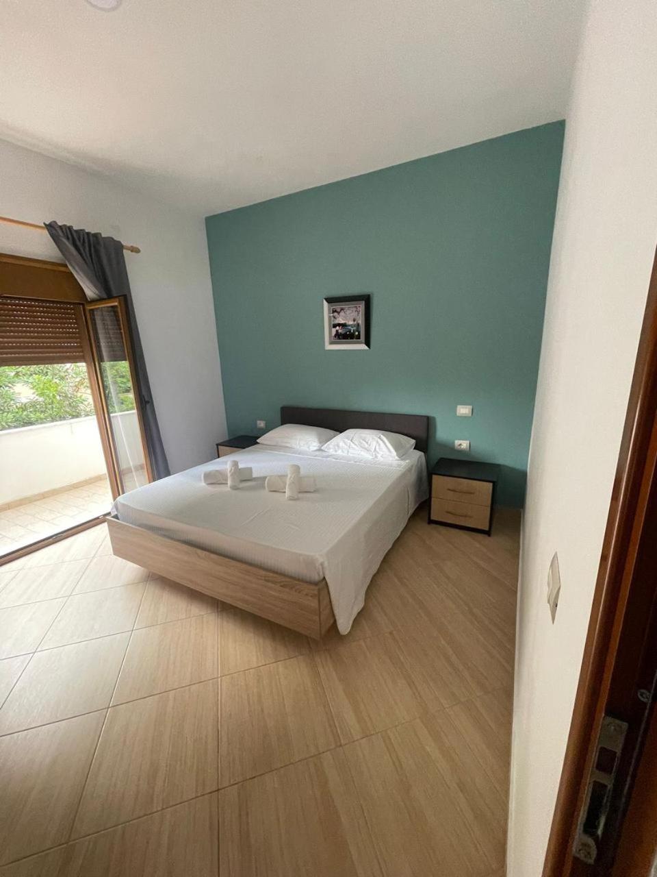 Vlora Villa Exterior photo